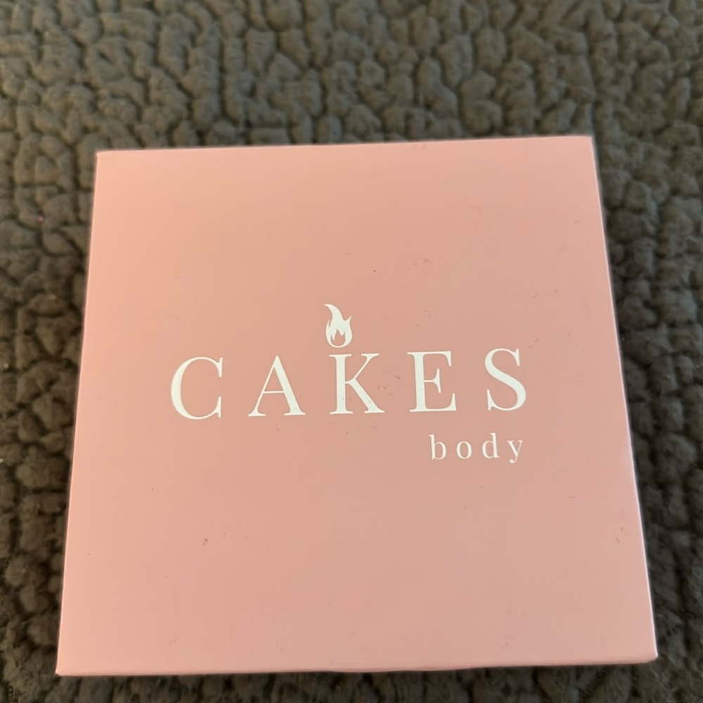 Cakes Body Itty Bitty AA-A Honey Covers - NEW